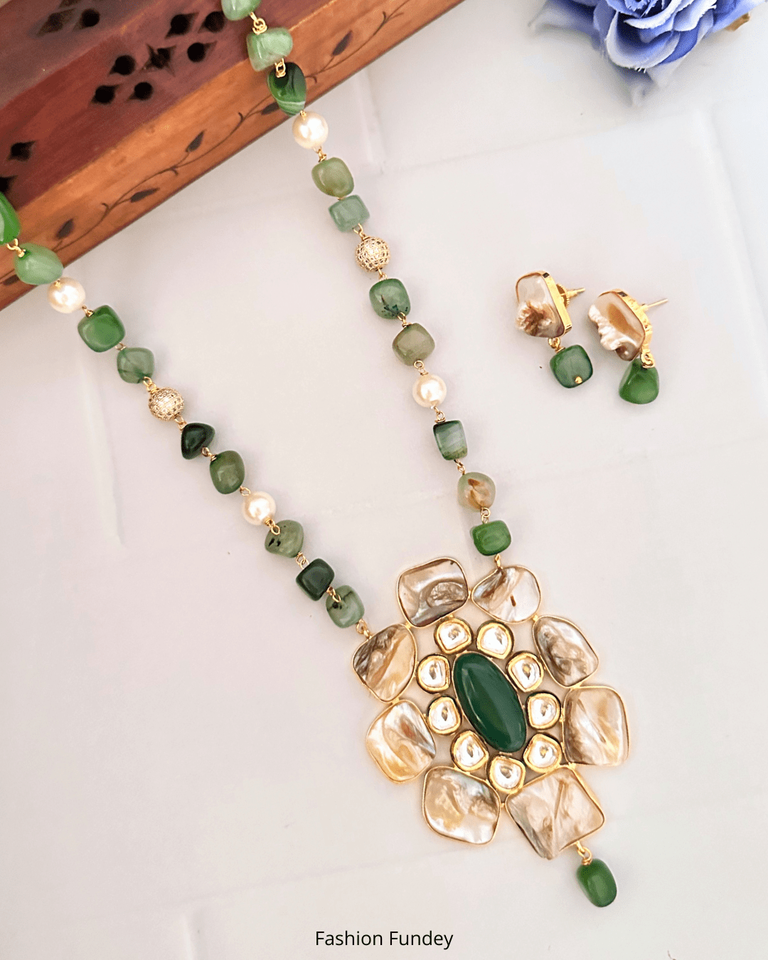 Green Naina Pearl Pendant