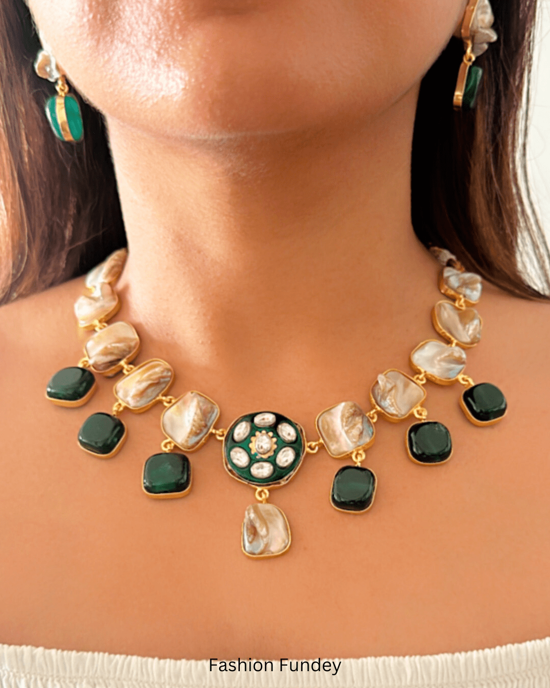 Green Jashvi Pearl Choker
