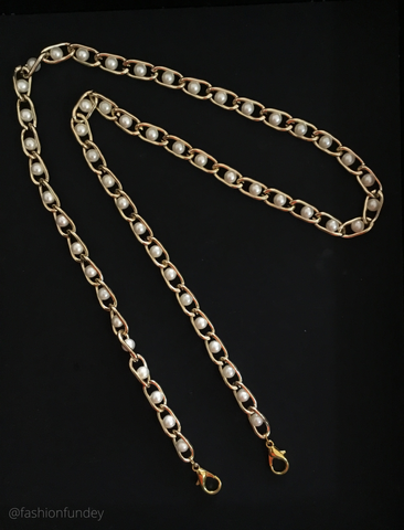 PEARL ARIEL MASK CHAIN