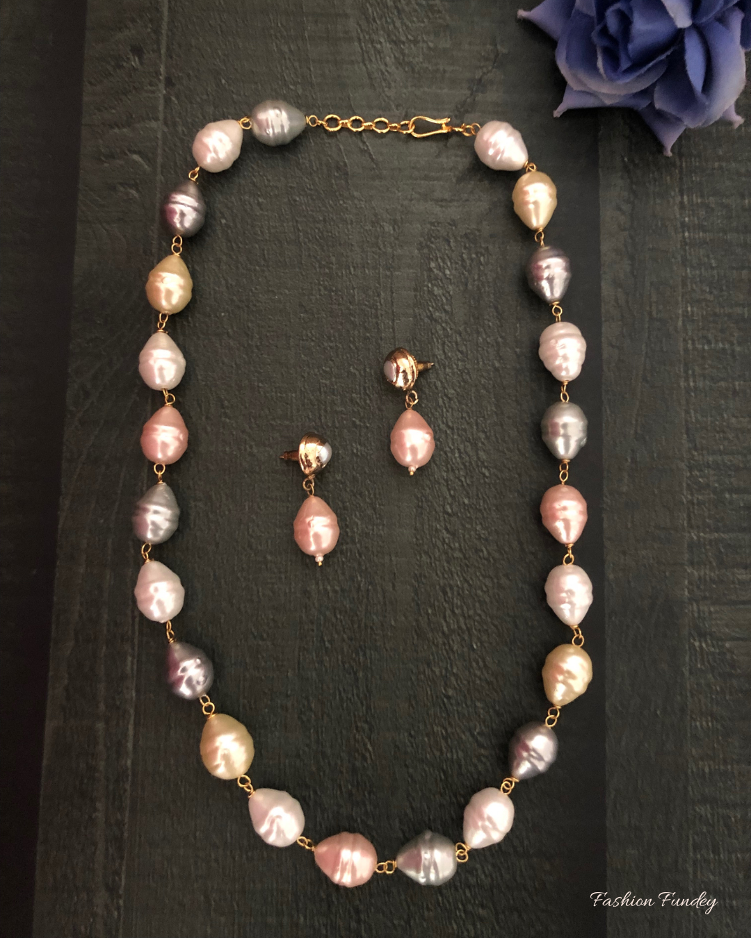 Zuri Pearl Mala