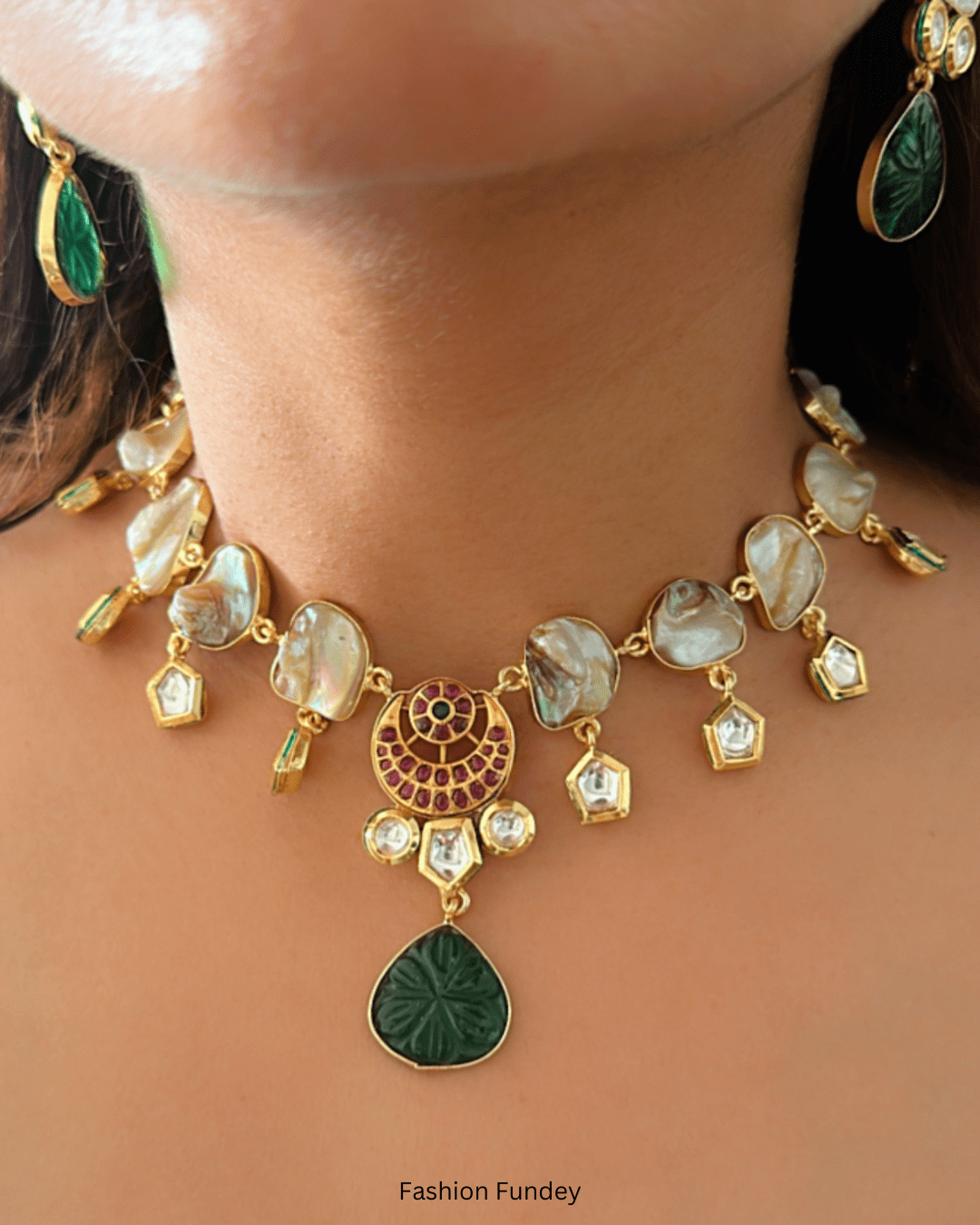 Green Sreyaa Pearl Temple Necklace