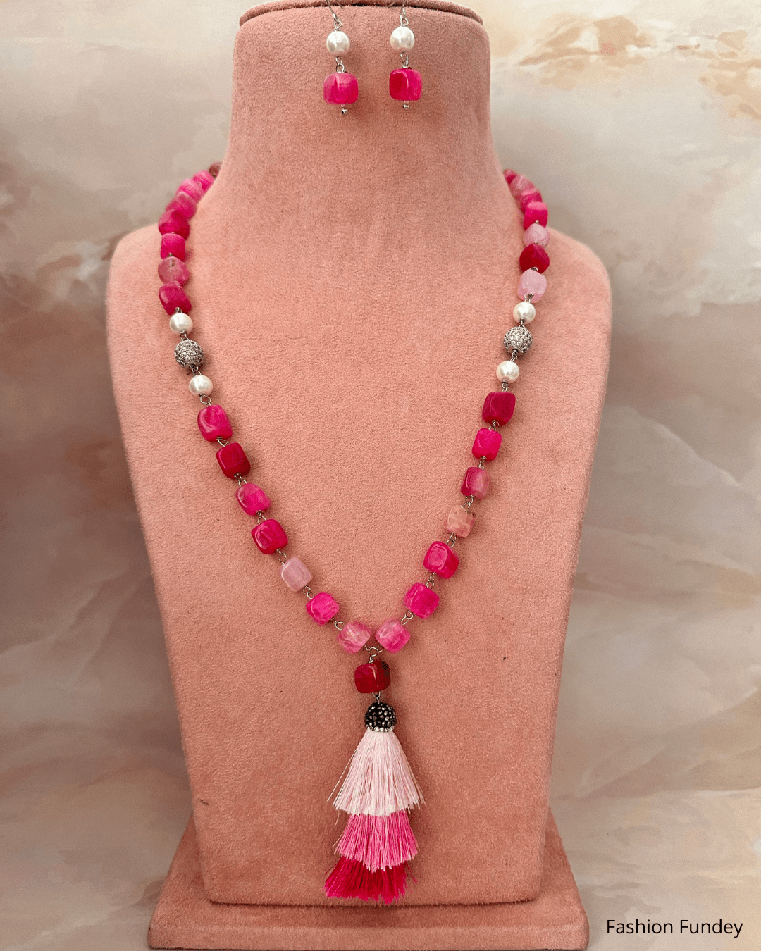 Pink Pia Mala