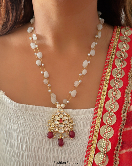 White-Maroon Alaia Kundan Pendant