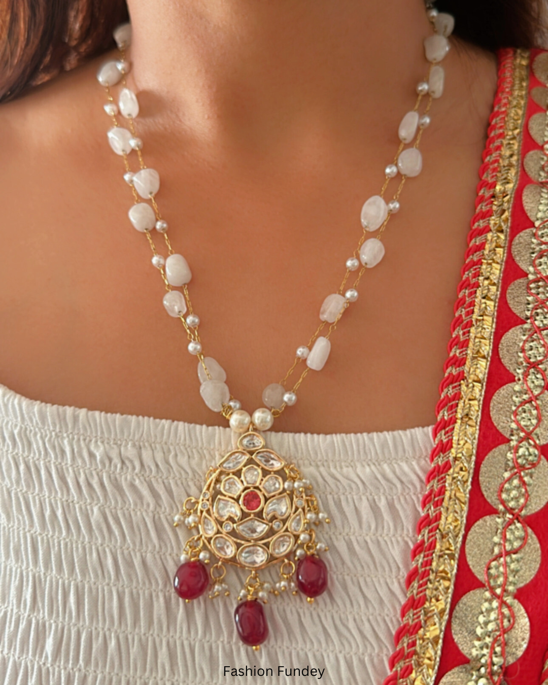 White-Maroon Alaia Kundan Pendant