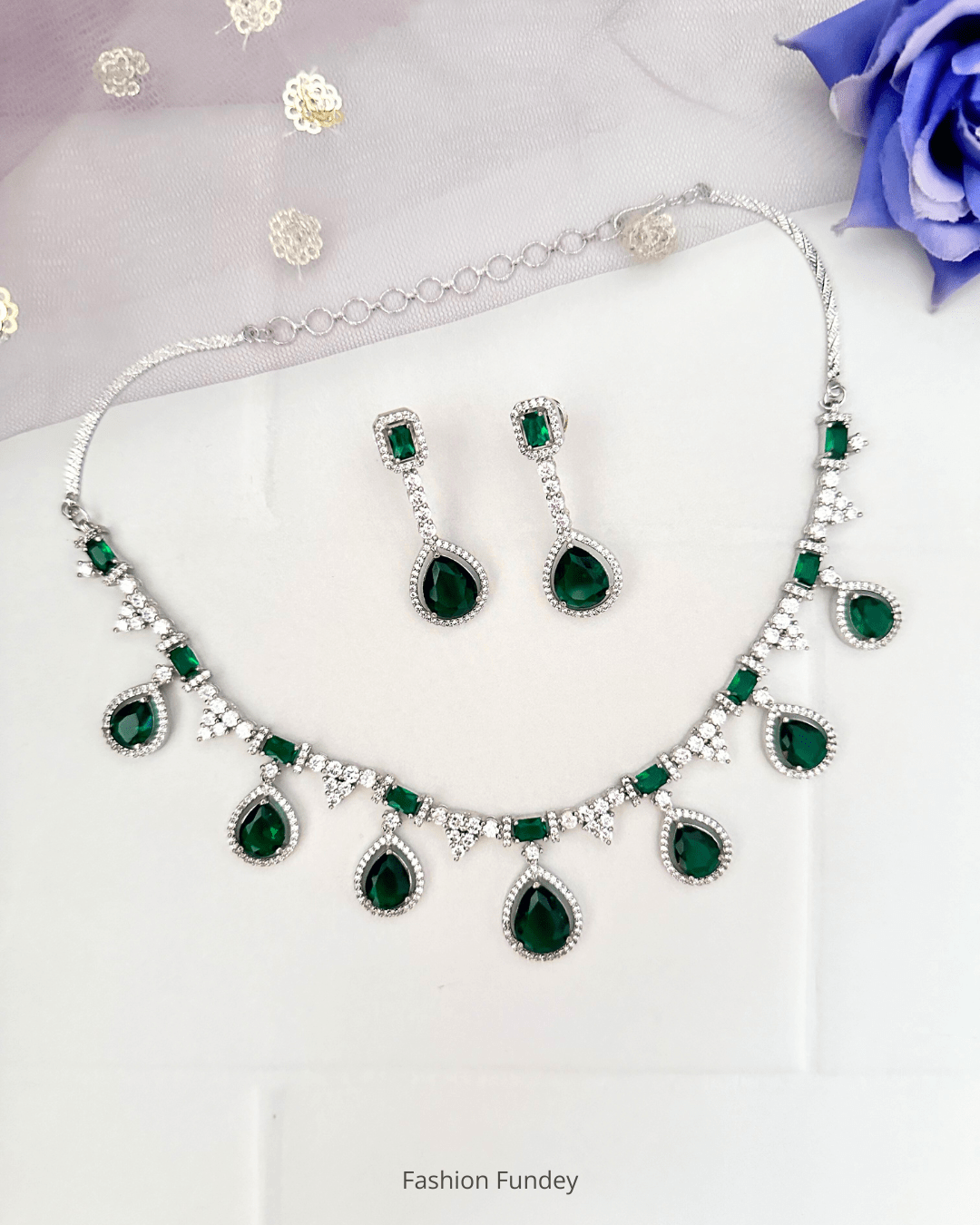 Emerald Green Daisy Zirconia Necklace