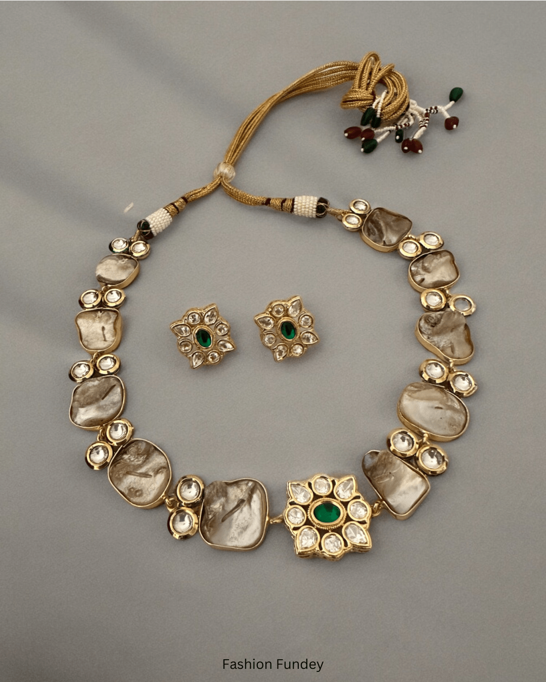 Green Mehraan Pearl Choker